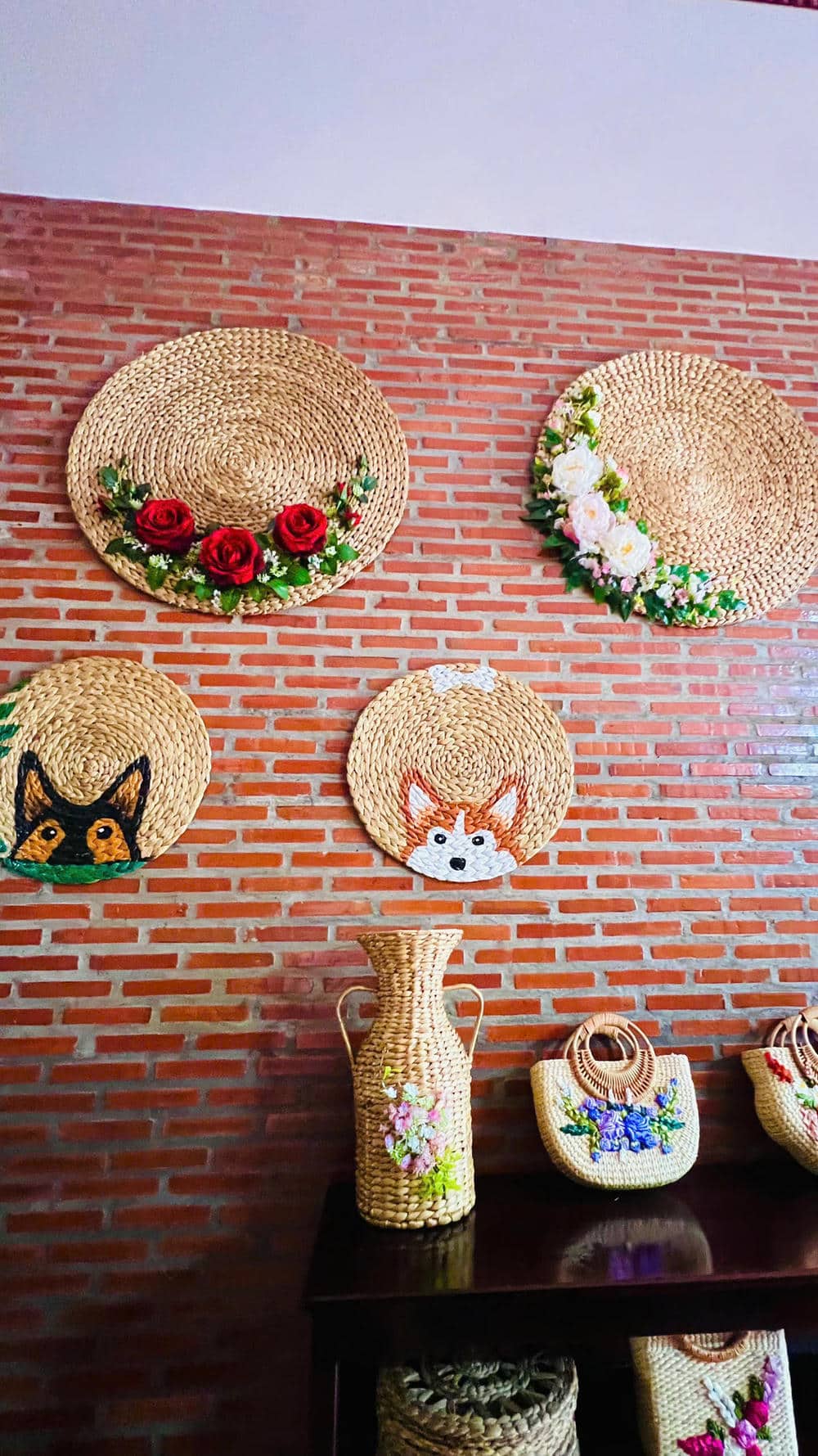 DISCOVER THE ART OF WATER HYACINTH WEAVING IN THE MEKONG DELTA (8)